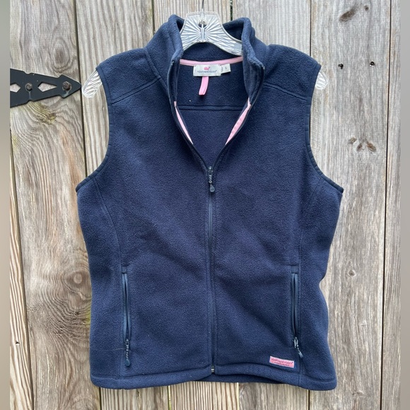 Vineyard Vines Jackets & Blazers - VINEYARD VINES Fleece Zippered Vest size Small